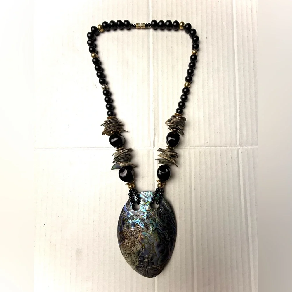 Handmade Abalone Shell Pendant‎ Necklace Black Beaded Beads 24” Beachy Boho